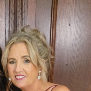 Babysitter required in Ballycumber, Co. Offaly, R35 NV07, Ireland