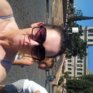 Babysitter required in Newtowncunningham, Co. Donegal, F93, Ireland