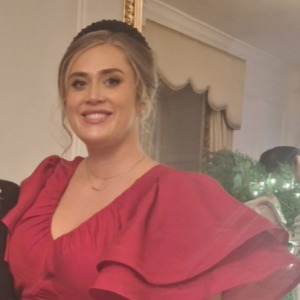 Babysitter required in 17 The Crescent, Stamullen, Silver Banks, Co. Meath, K32 FE06, Ireland