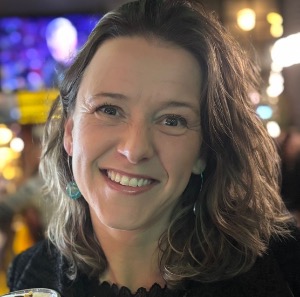 Babysitter required in Carrigaline, County Cork, Irlanda