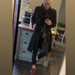 Babysitter required in Rathdowney, Co. Laois, R32 T1D0, Ireland