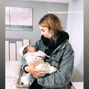 Babysitter required in Tyrrelstown, Dubl&iacute;n, D15 PK4X, Irlanda