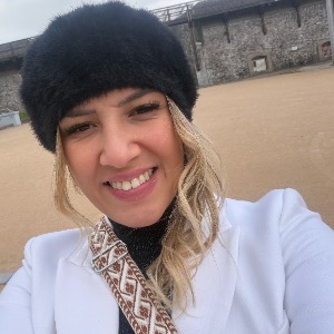 Babysitter required in Victorian Quarter, Cork, Co. Cork, T23 VH26, Irlanda