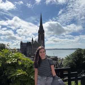 Babysitter required in Cork, Irlanda
