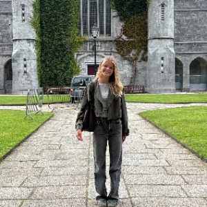 Babysitters Galway