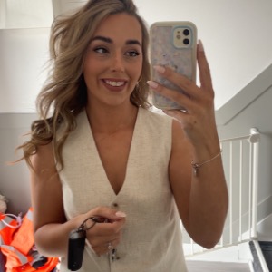 Babysitter required in Durrow, County Laois, Ireland