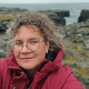 Babysitter required in Banna-Mountain, Co. Kerry, V92 WD66, Ireland