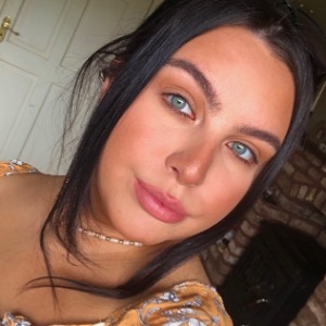 Babysitter required in Townparks, Wexford, Co. Wexford, Y35 R8P9, Ireland