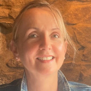Babysitter required in Ballina, Co. Tipperary, V94, Ireland