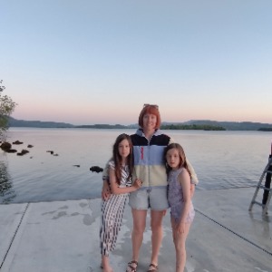Babysitter required in Shannon View, County Tipperary, Ireland