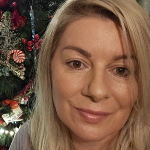 Babysitter required in Rathangan Demesne, Co. Kildare, R51 Y921, Ireland