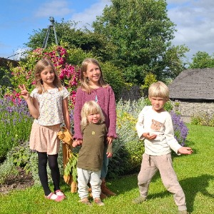 Babysitter required in Uggoon Upper, Co. Clare, V95 X316, Ireland