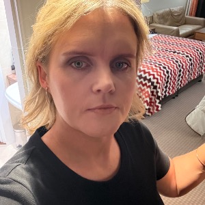 Babysitter required in Kilbogget, Dublin, Co. Dublin, D18 PC62, Ireland