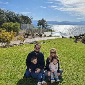 Babysitter required in Carrickmines Great, Dublin, Co. Dublin, D18 P7DA, Ireland