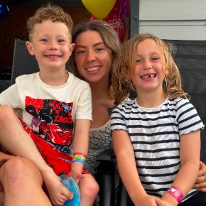 Babysitter required in Ballykeenaghan, Co. Offaly, R35 YP62, Ireland