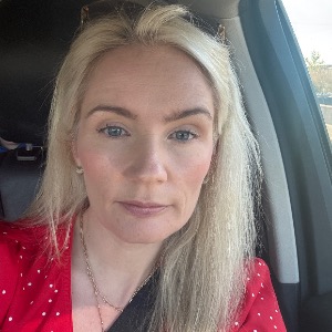 Babysitter required in Killarney, Ireland